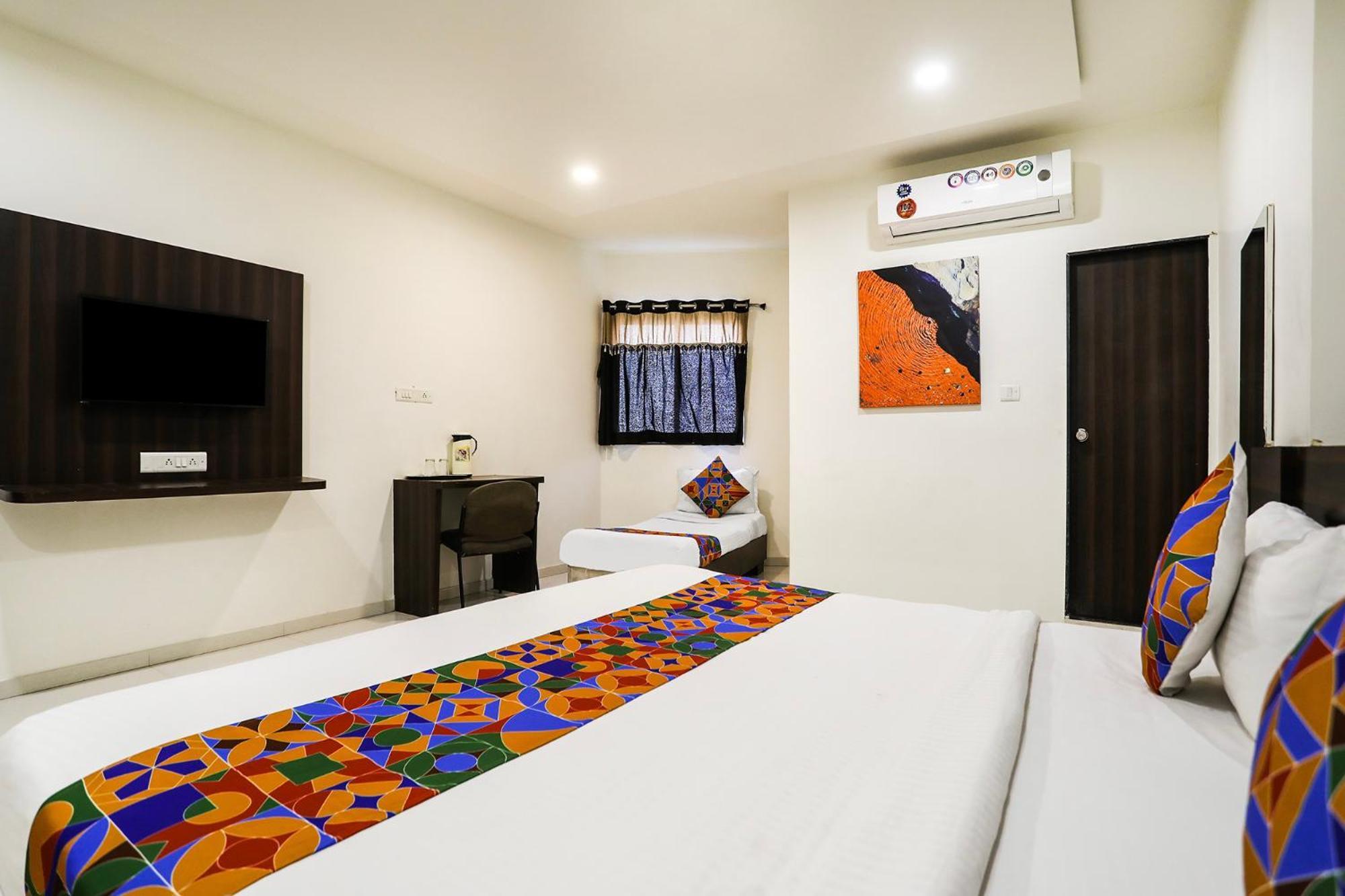 Fabhotel Sk Rajkot Exterior foto