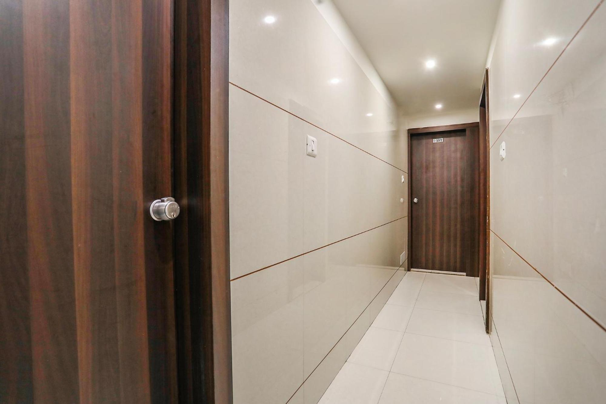 Fabhotel Sk Rajkot Exterior foto