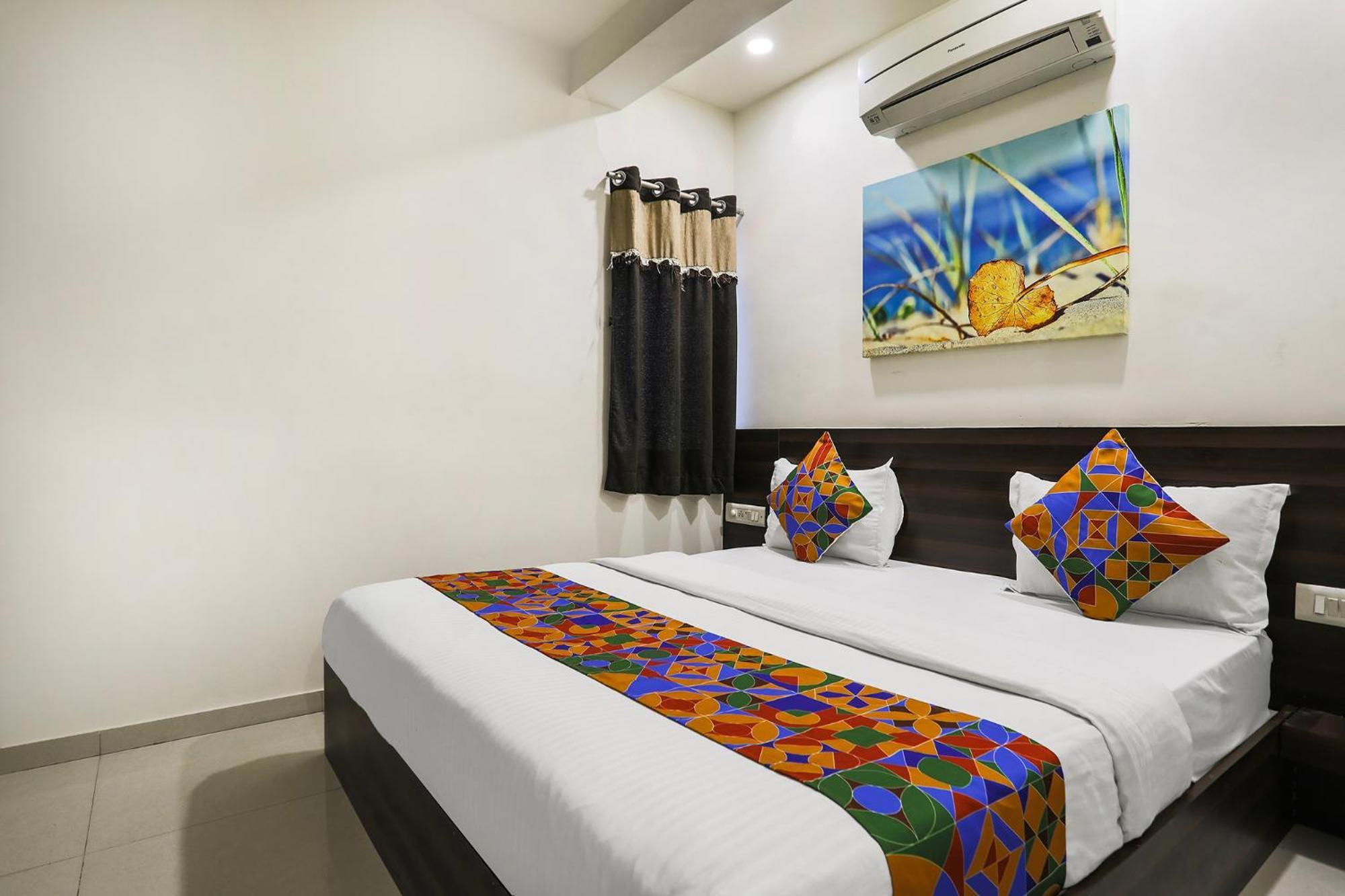 Fabhotel Sk Rajkot Exterior foto